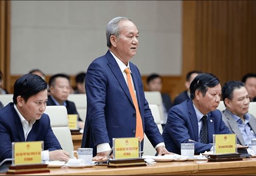 Một dự án chung cư tại TP.HCM có quy mô 1.271 căn hộ, làm thủ tục trong vòng 4 tháng, hoàn thành sau 18 tháng xây dựng, giao nhà trong 2 năm